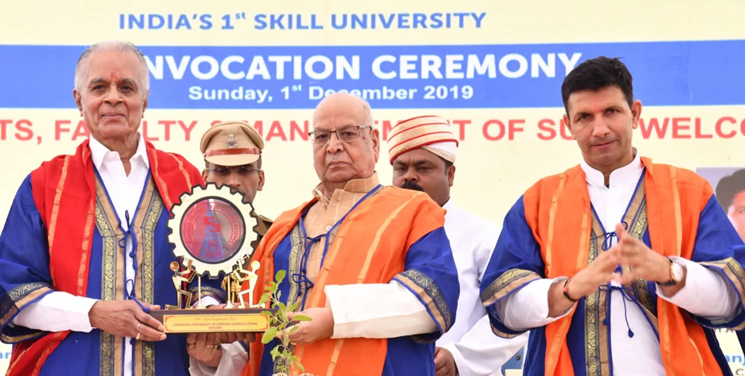 SUAS-Alumni-Felicitations-of-Governor